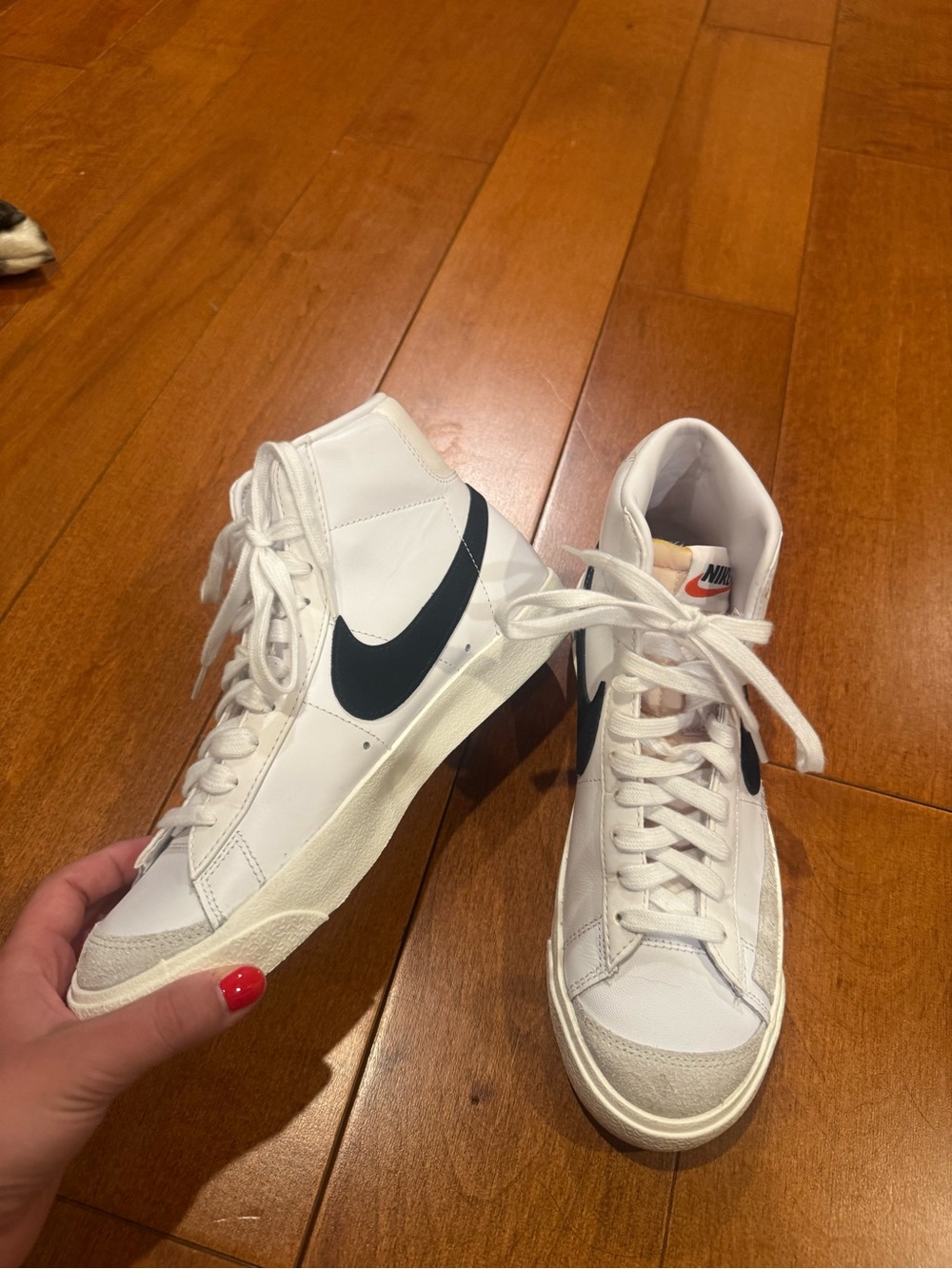 Nike White High-Top Sneakers with Black Swoosh - Picture 12 of 13